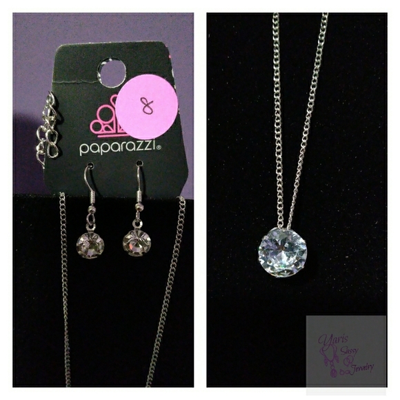 Beautiful necklace with matching earrings.